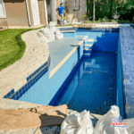 Revestimento de vinil em piscina de azulejo 1