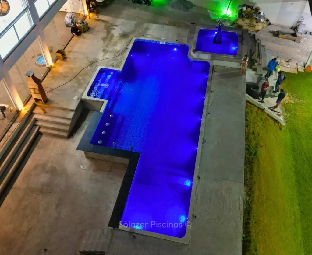 10 ideias de piscina de vinil em Atibaia - SP 8 Piscina com bar molhado
