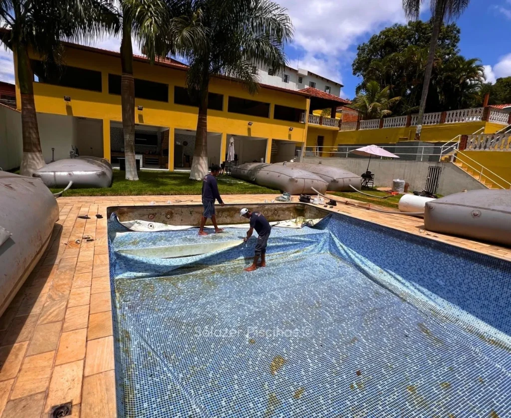 Remoção do revestimento vinílico antigo