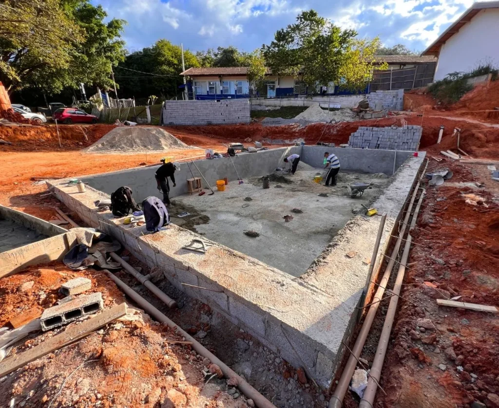 Instalação hidráulica e casa de máquinas