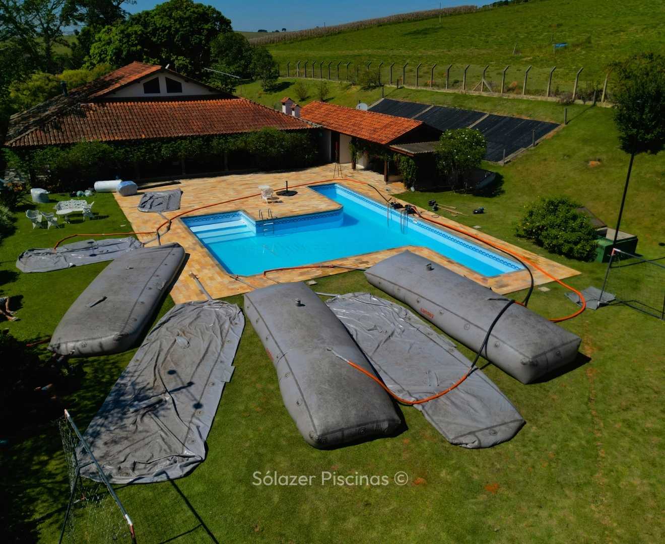 Troca de vinil com armazenamento de água